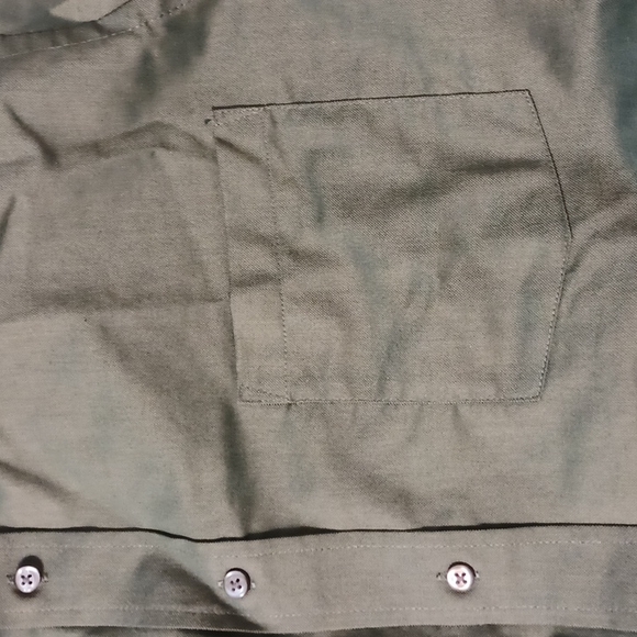 Van Heusen Men's Green Short Sleeve Dress Shirt - Picture 5 of 14